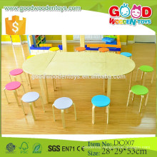 2015 new design solid wood furniture set preschool table and chairs for sale